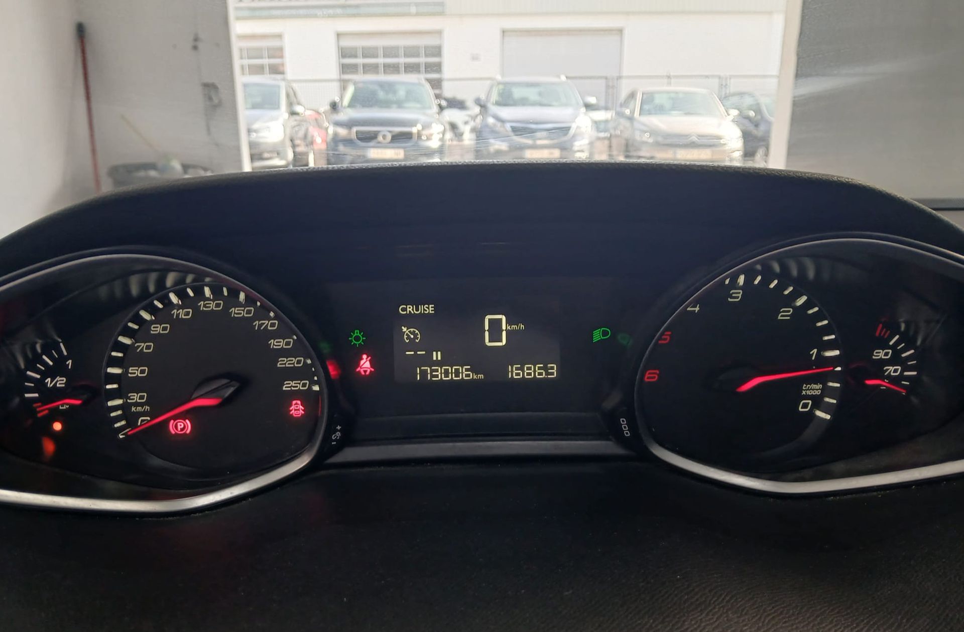 Peugeot 308 BlueHDi 130 Style - foto 19