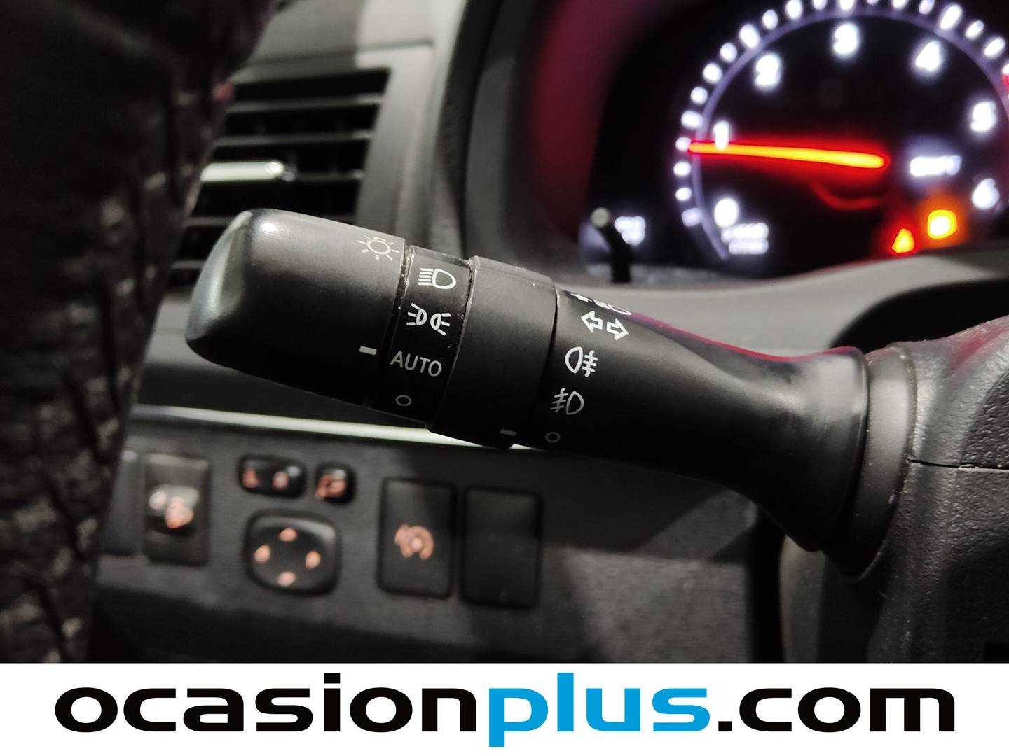 Foto Toyota Avensis Toyota Avensis 120 D Advance (124 CV)