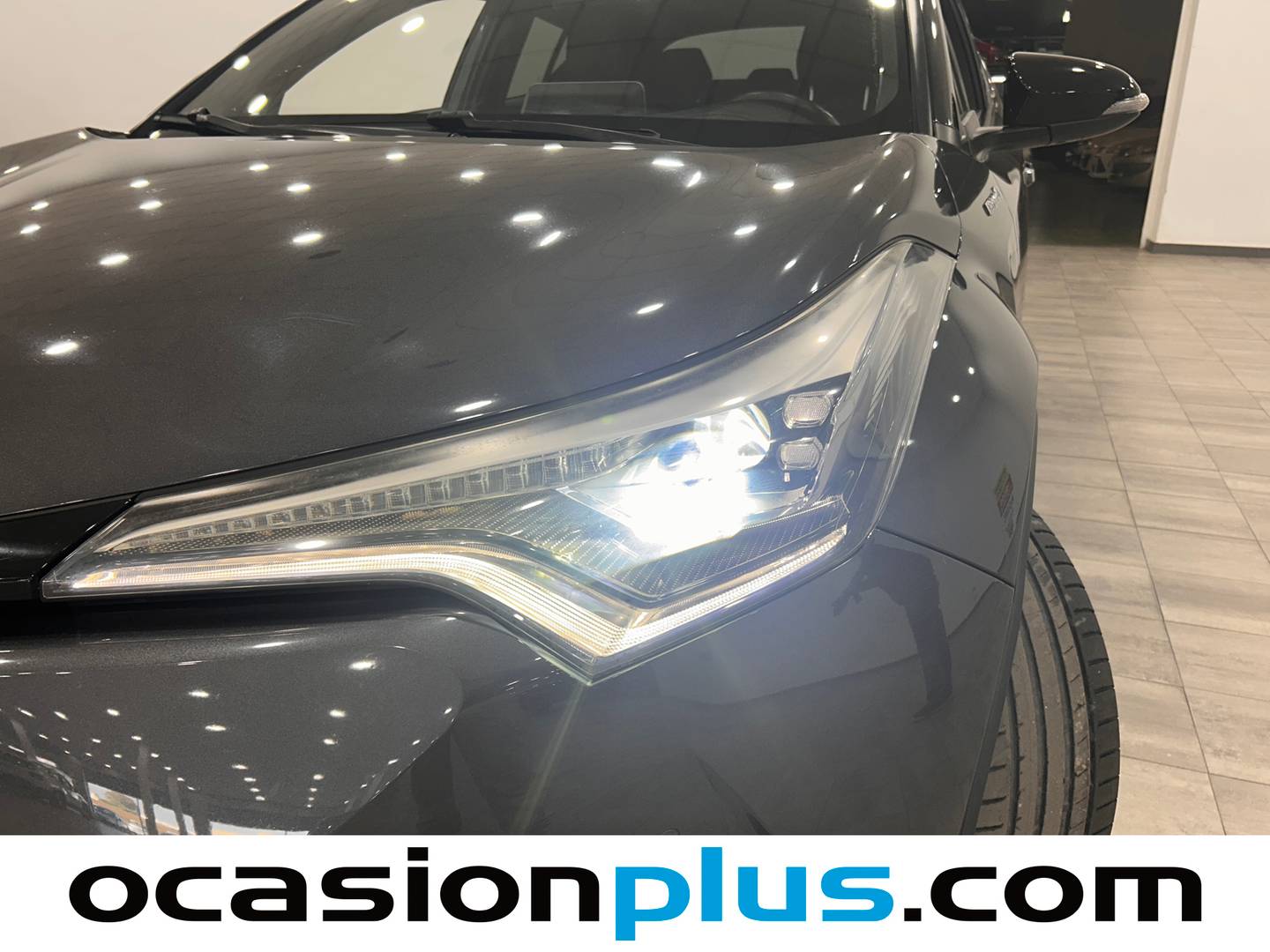 Acabados Toyota C-HR Toyota C-HR 1.8 125H Style Plus (122 CV)