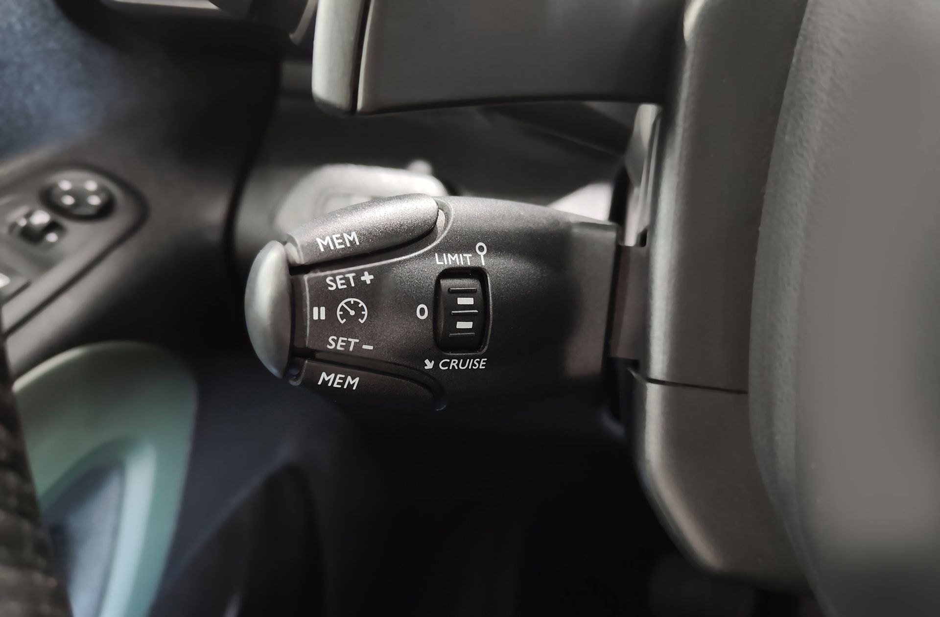 Citroën Berlingo BlueHDi 130 Talla M Shine EAT8 - foto 31