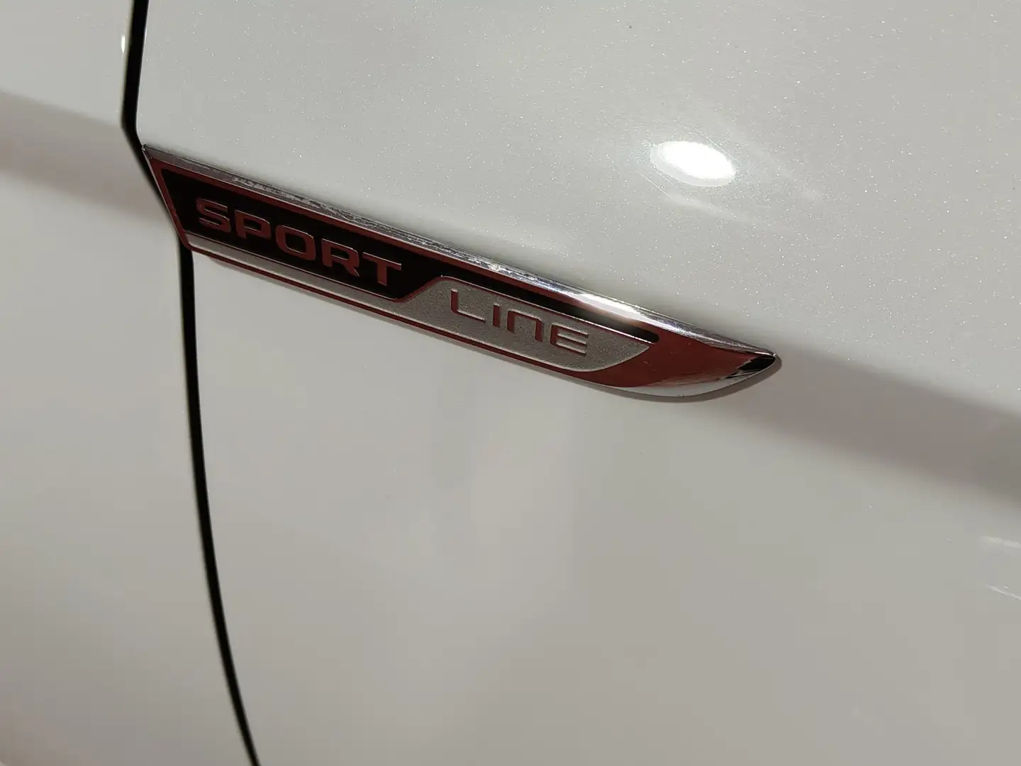 Foto Skoda Karoq Skoda Karoq 1.5 TSI ACT Sportline DSG (150 CV)