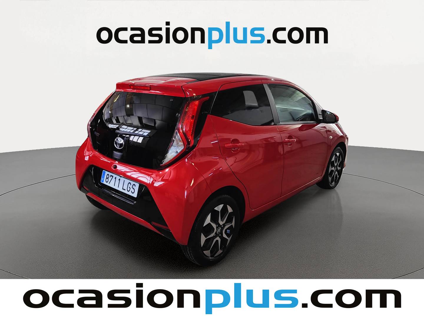 Foto trasera Toyota Aygo Toyota Aygo 70 x-style (72 CV) derecha