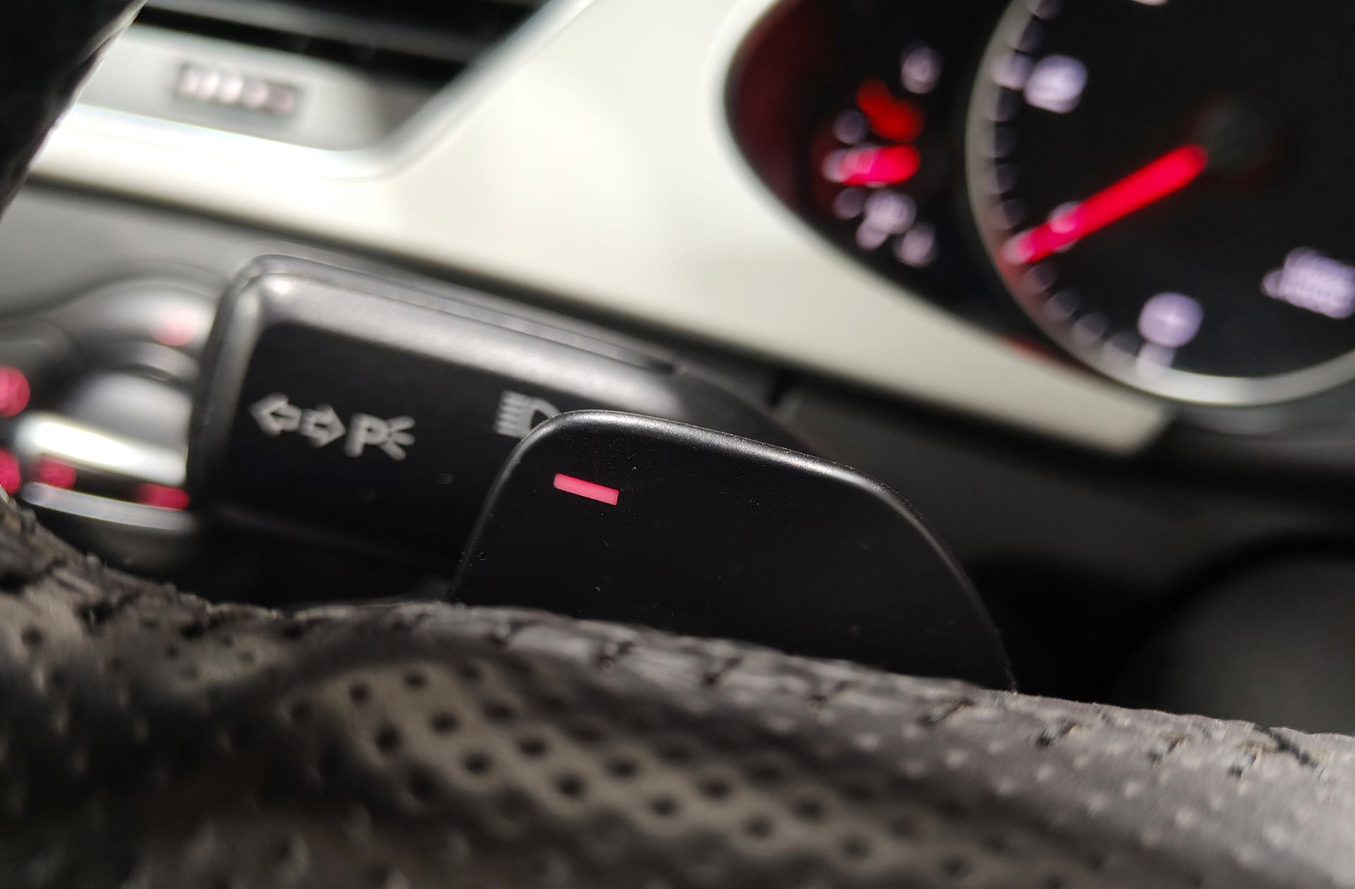 Audi A4 Avant 2.0 TDI multitronic - foto 27