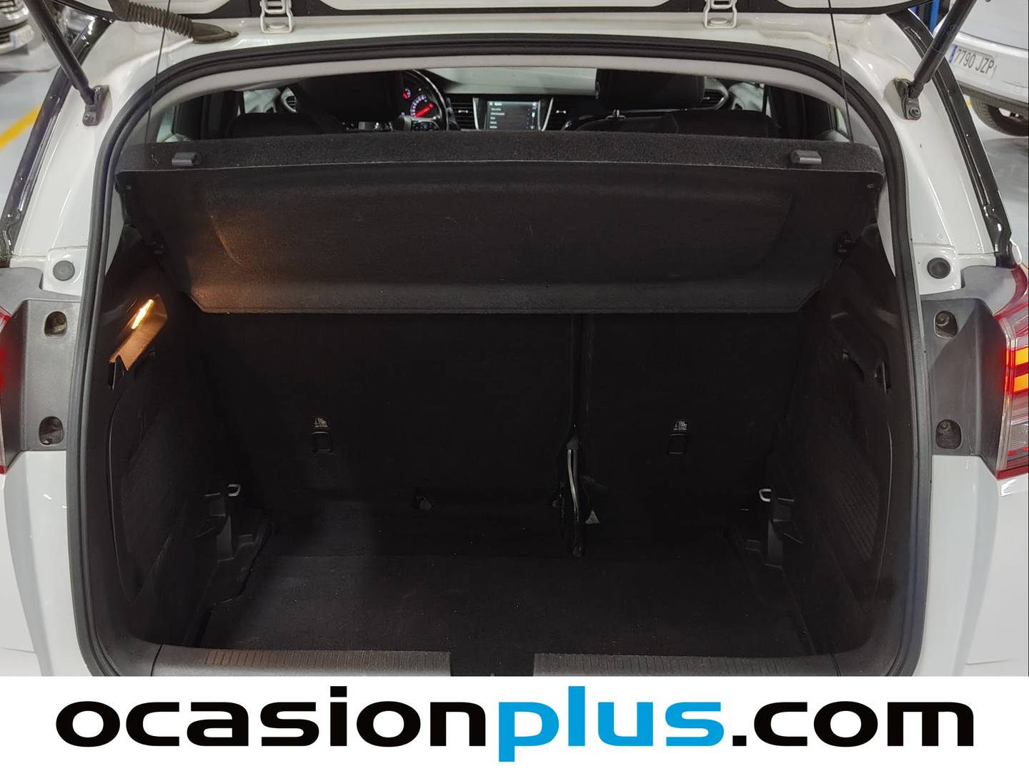 Fotos maletero Opel Crossland X Opel Crossland X 1.2 S&S Design Line (110 CV)