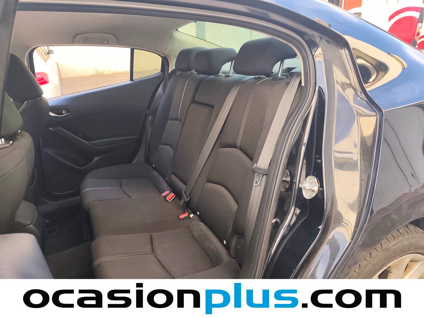 Foto asientos traseros Mazda Mazda3 Mazda Mazda 3 2.0 GE Sedan Luxury (120 CV)