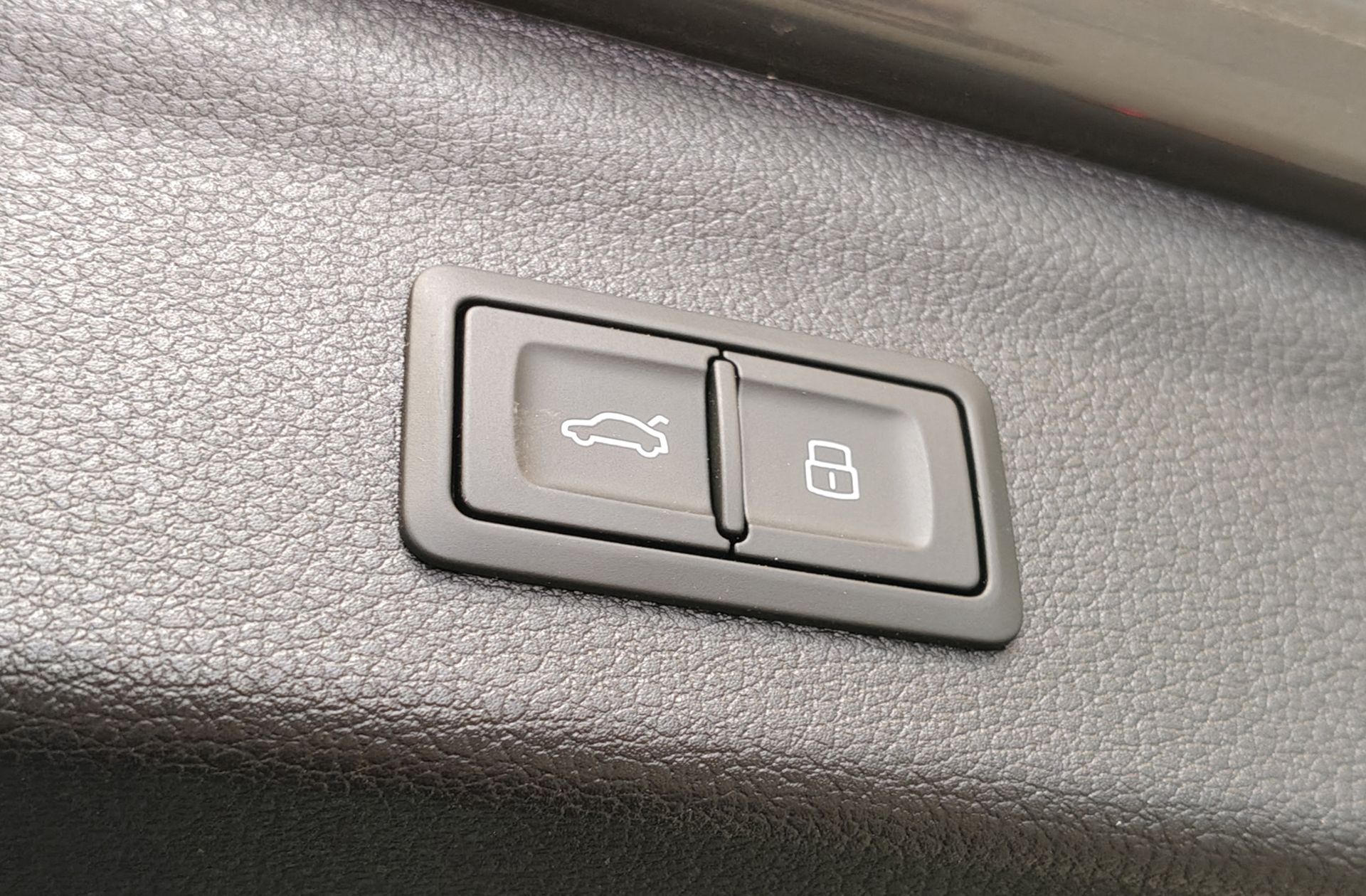 Audi Q3 Advanced 35 TDI - foto 17