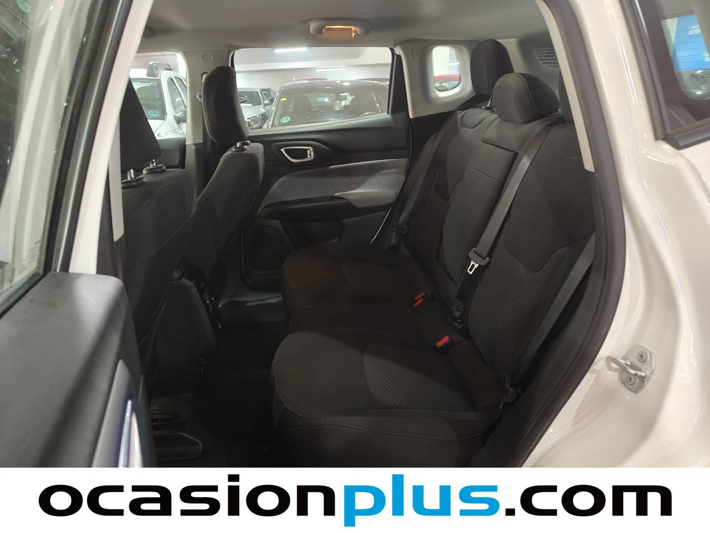 Foto asientos traseros Jeep Compass Jeep Compass 1.3 Gse T4 Longitude FWD MT (130 CV)