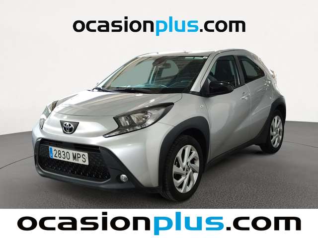 Toyota Aygo X Cross 1.0 VVT-I Play (72 CV) de segunda mano
