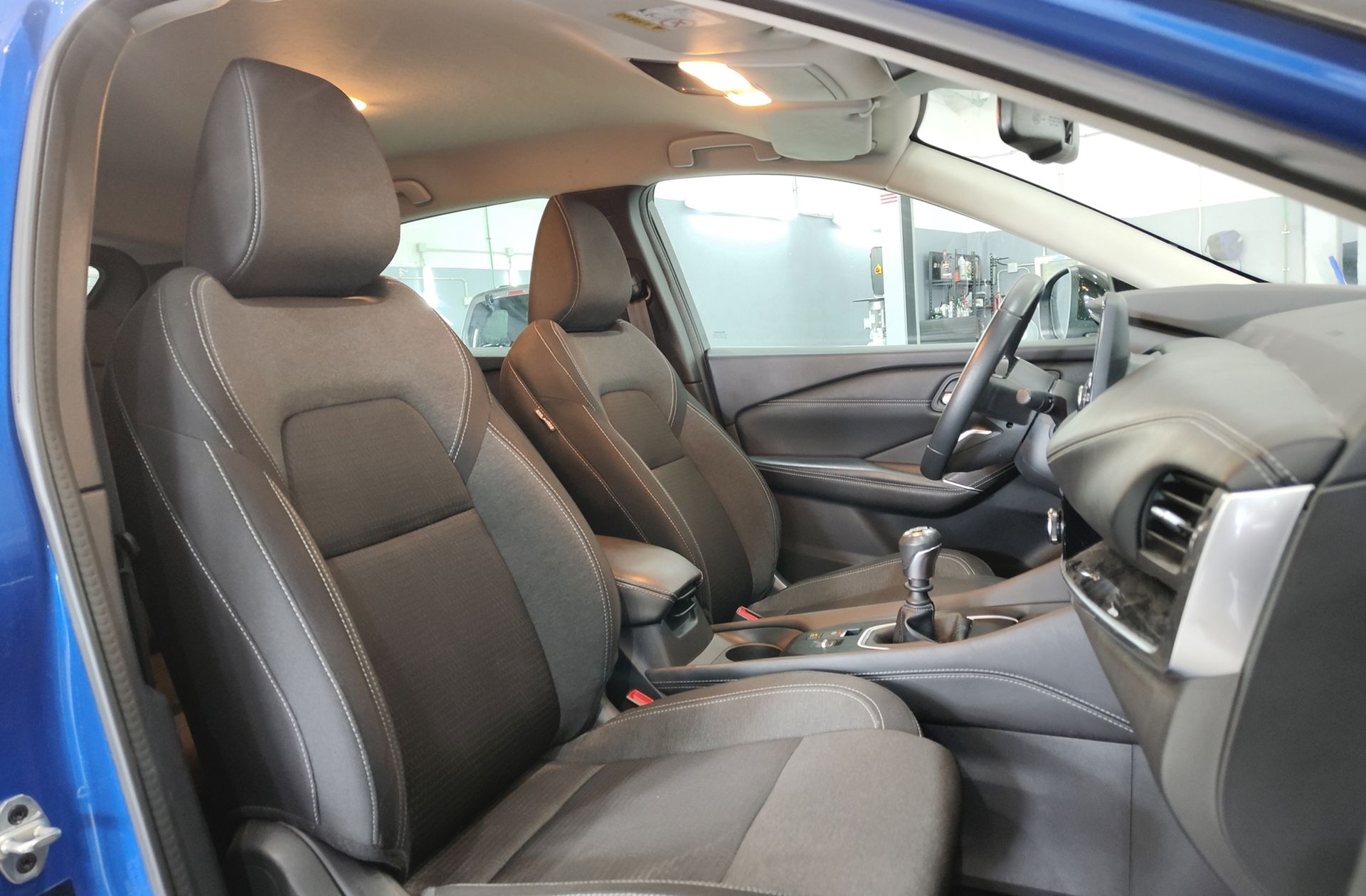 Nissan Qashqai DIG-T 140 N-Connecta - foto 19