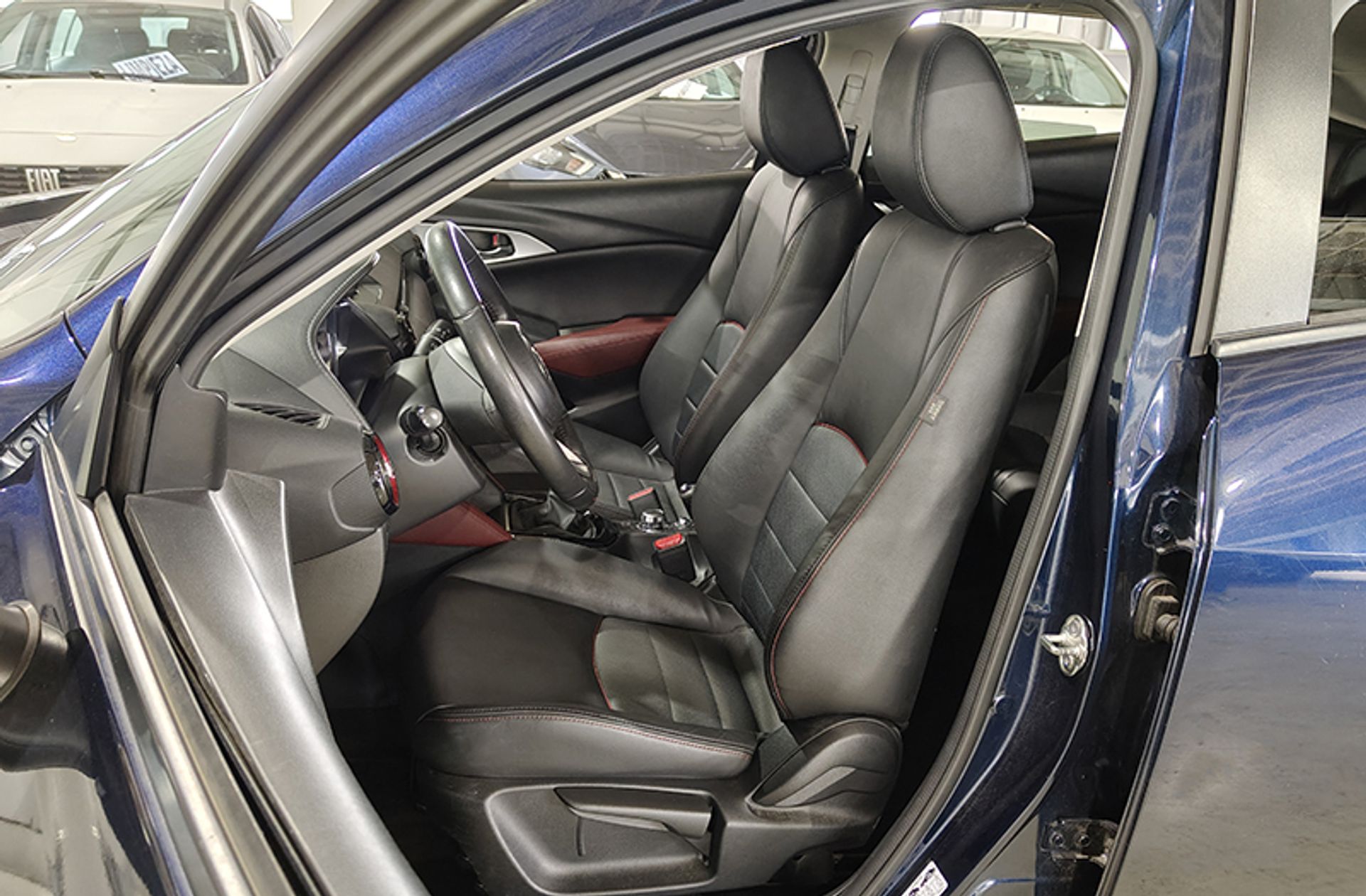 Mazda CX-3 1.5 DE Skyactiv Luxury 2WD - foto 11