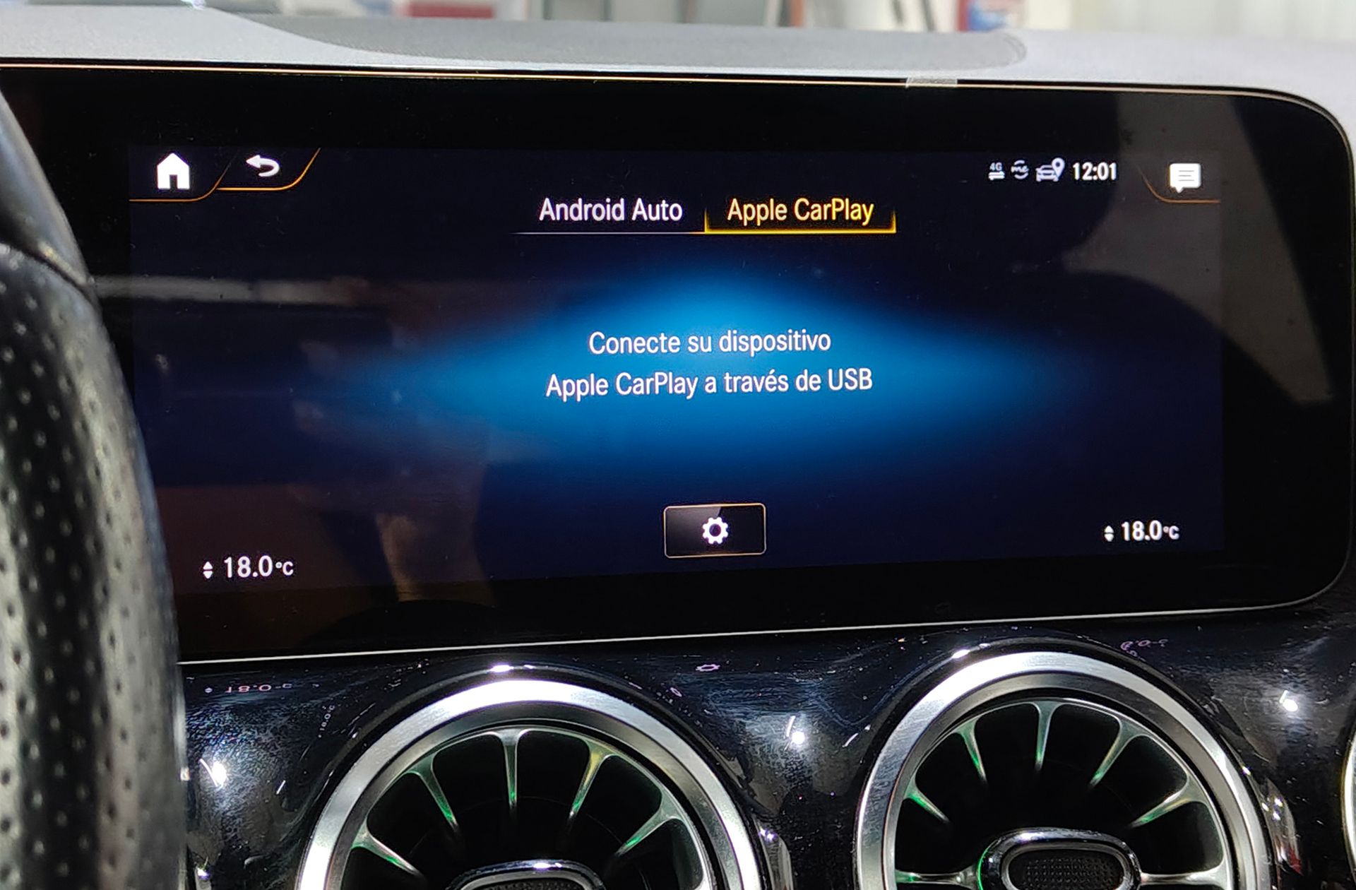 Mercedes-Benz GLA 200 Pack AMG - foto 39