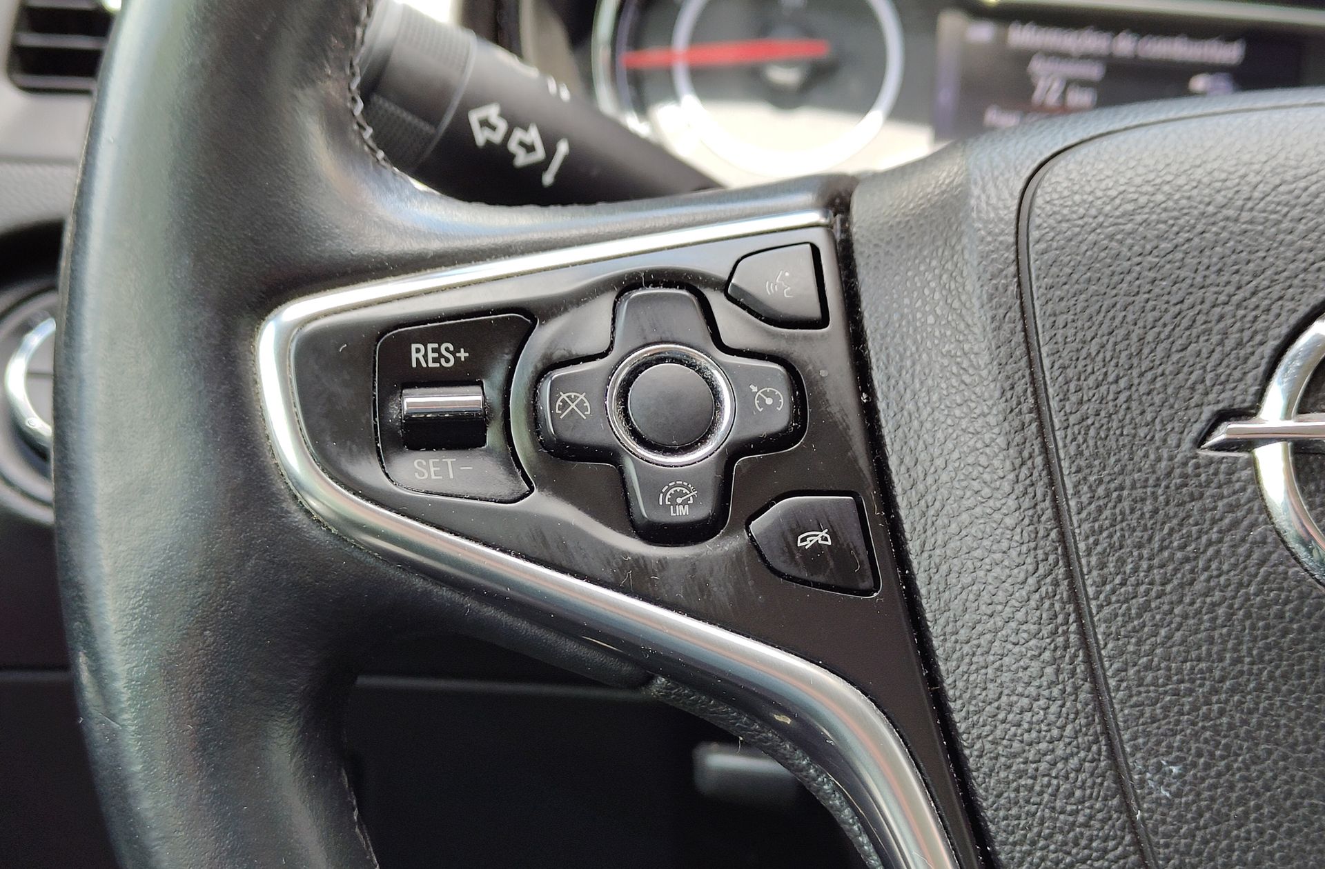 Opel Insignia 2.0 CDTI ecoFlex Selective - foto 24