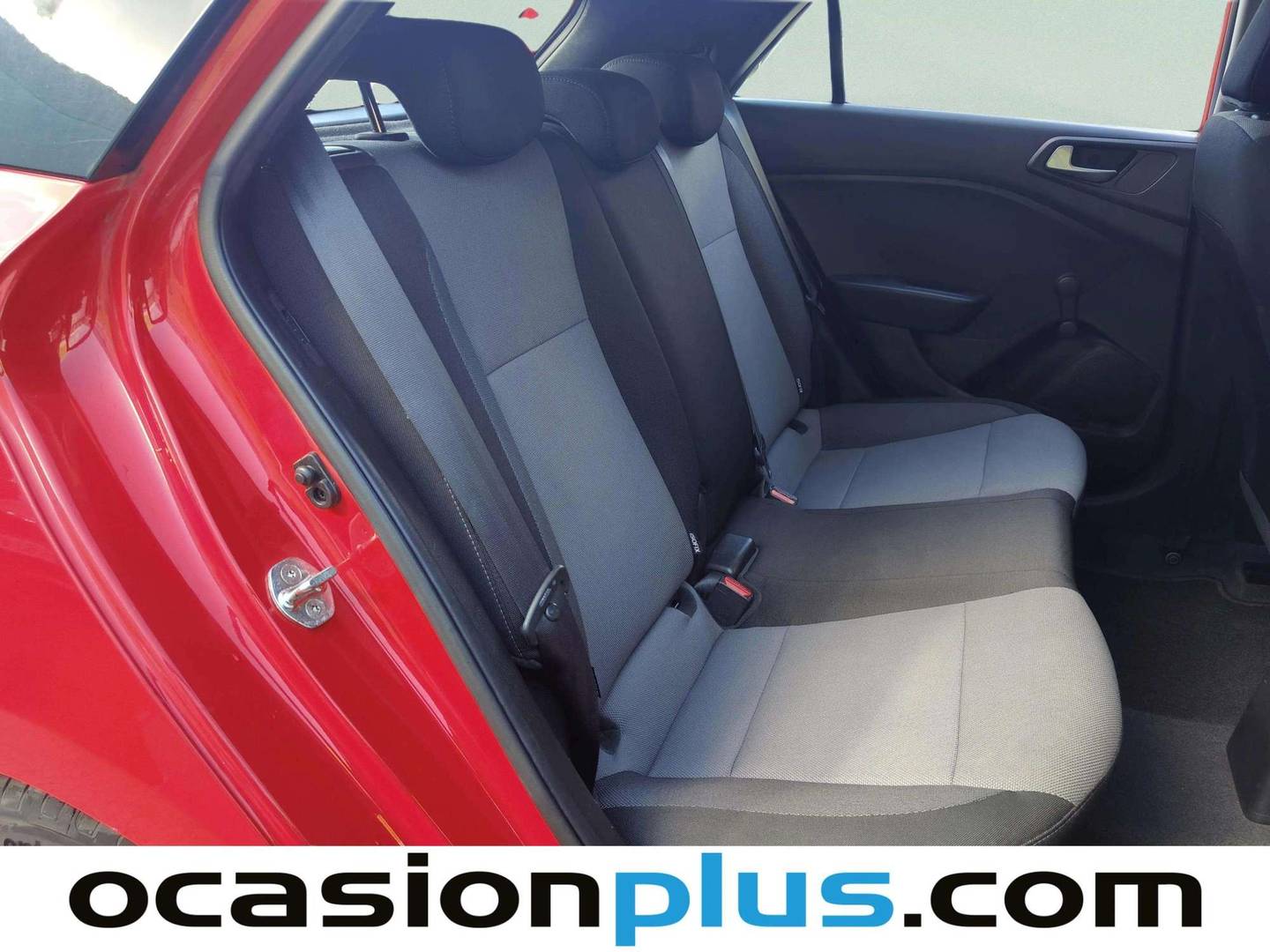 Hyundai i20 Hyundai i20 1.2 MPI Essence LE (75 CV) gasolina
