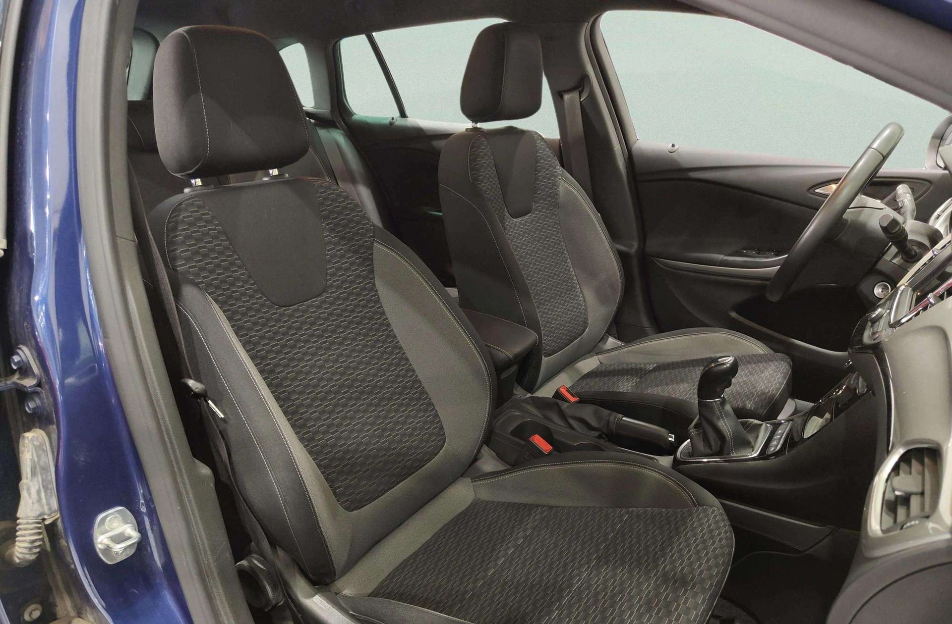 Opel Astra Sports Tourer 1.2 Turbo SHL GS Line - foto 21
