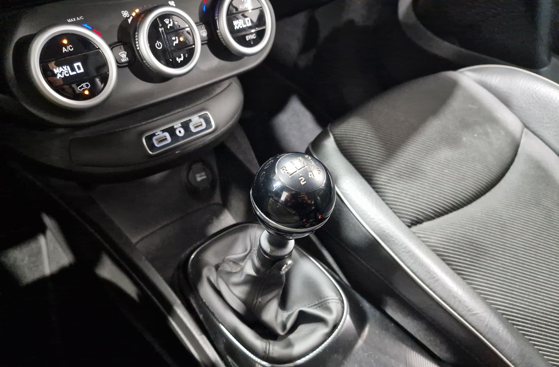 Fiat 500X 1.6 MultiJet Cross 4x2 - foto 5