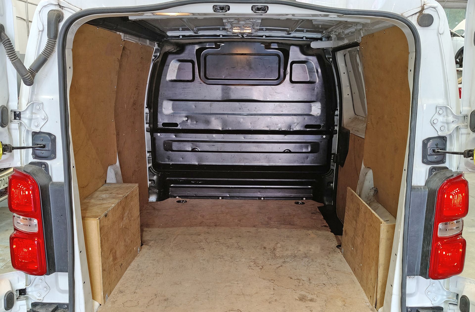 Peugeot Expert Furgon BlueHDi 100 Standard - foto 14