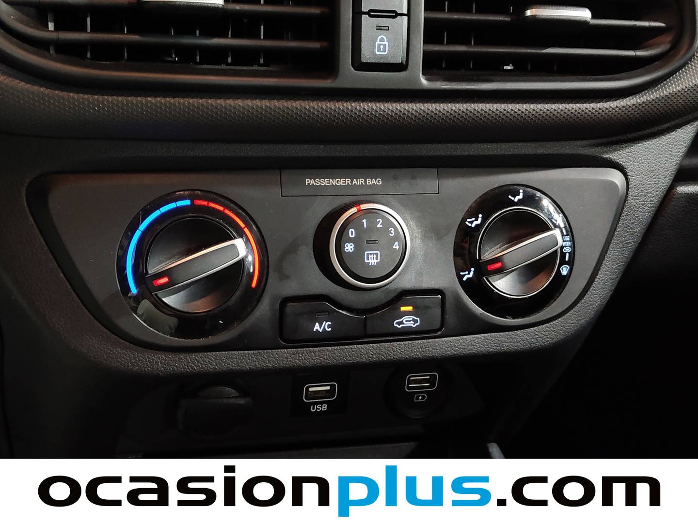 Foto Hyundai i10 Hyundai i10 1.0 Essence (67 CV)