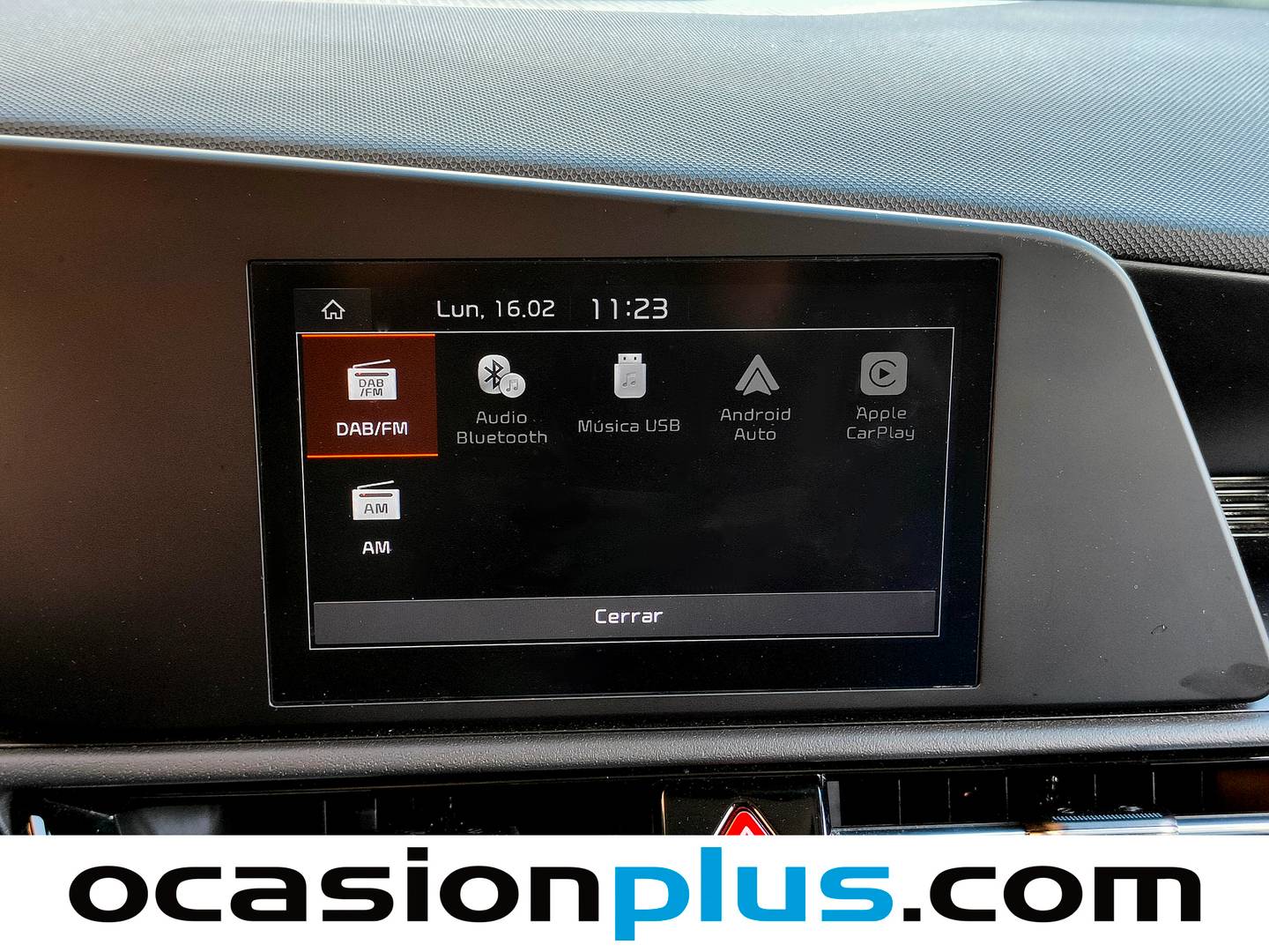 Extras y acabados del KIA Niro Kia Niro 1.6 GDi PHEV Híbrido Concept (183 CV)