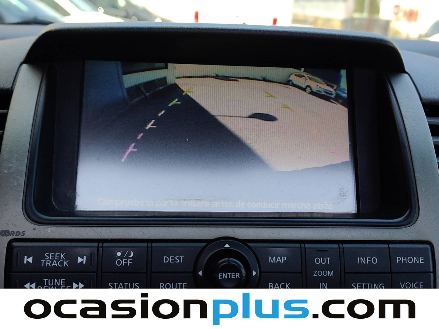 Accesorios del Nissan Pathfinder Nissan Pathfinder 2.5 dCi LE Auto (171 CV) 7 Plazas