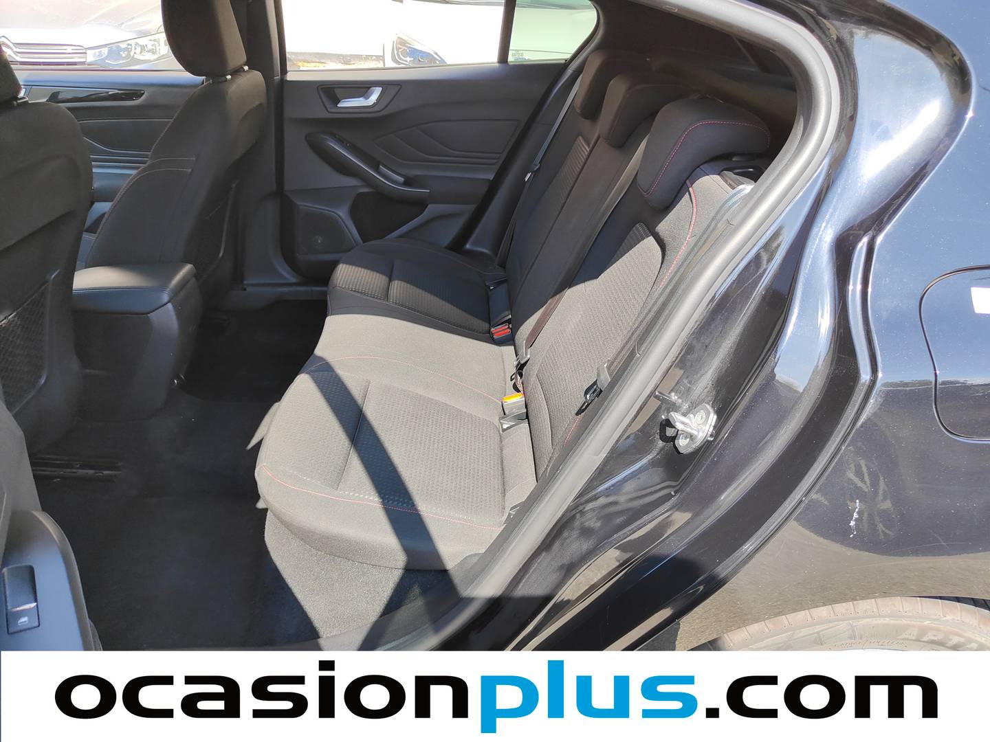 Foto asientos traseros Ford Focus Ford Focus 1.0 Ecoboost MHEV ST-Line (125 CV)