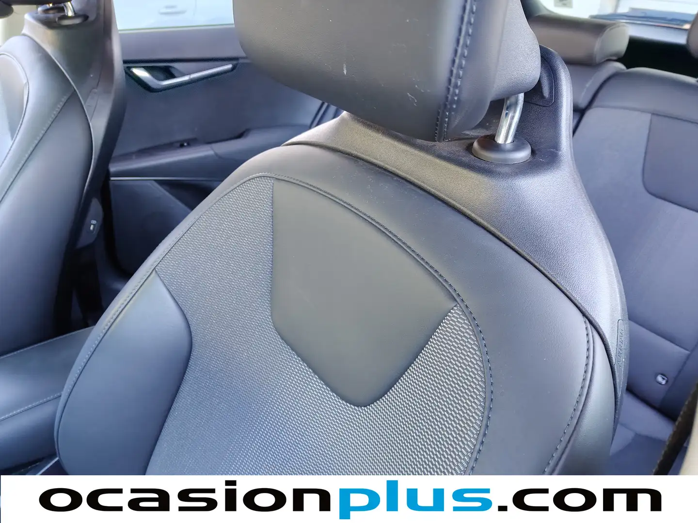 Foto KIA Niro Kia Niro 1.6 GDi HEV Drive (141 CV)