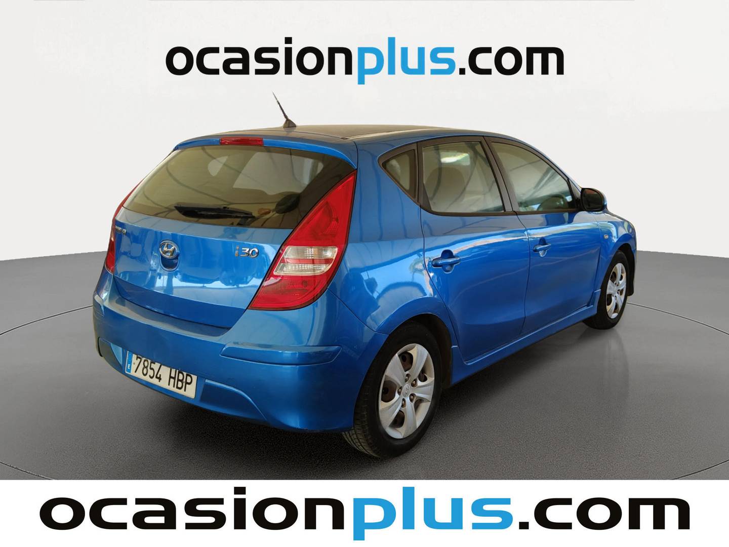 Foto trasera Hyundai i30 Hyundai i30 1.4 GL FDU Classic (109 CV) derecha