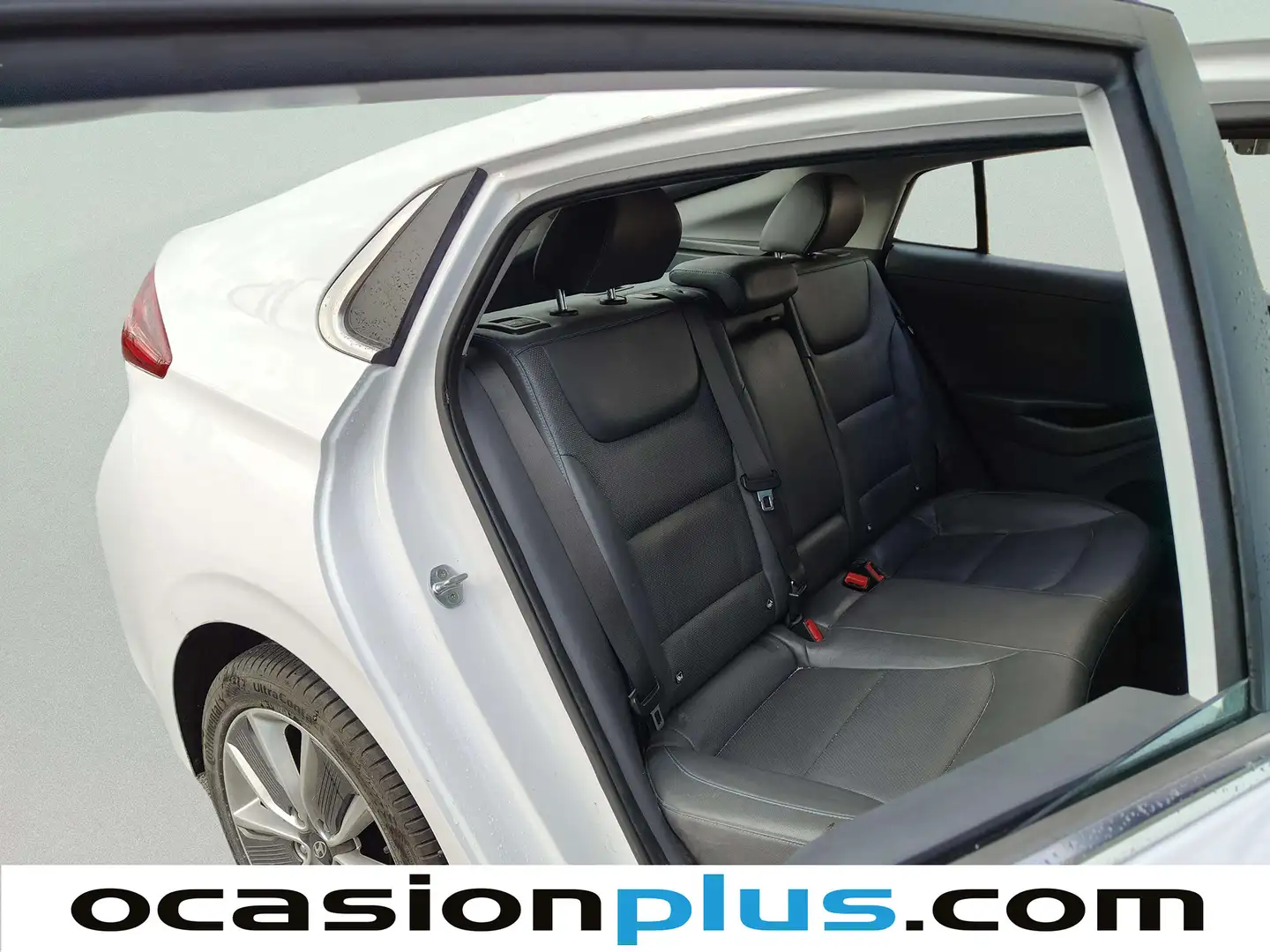 Foto Hyundai IONIQ Hyundai Ioniq 1.6 GDI HEV Style DCT (141 CV)