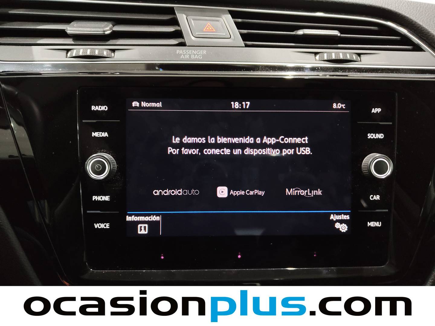 Foto Volkswagen Touran Volkswagen Touran Sport 2.0 TDI BMT (150 CV)