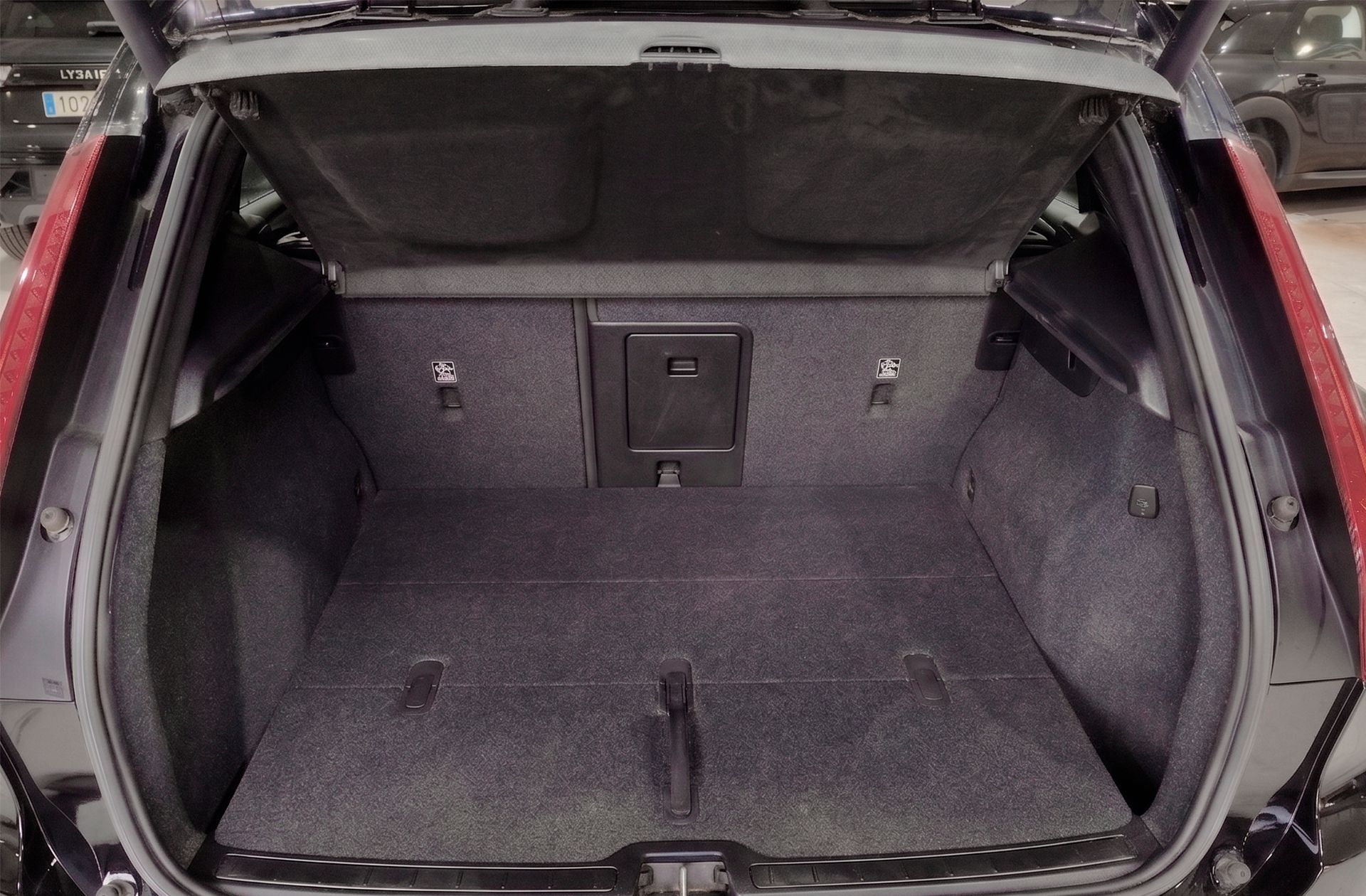 Volvo XC40 T3 Business Plus - foto 17