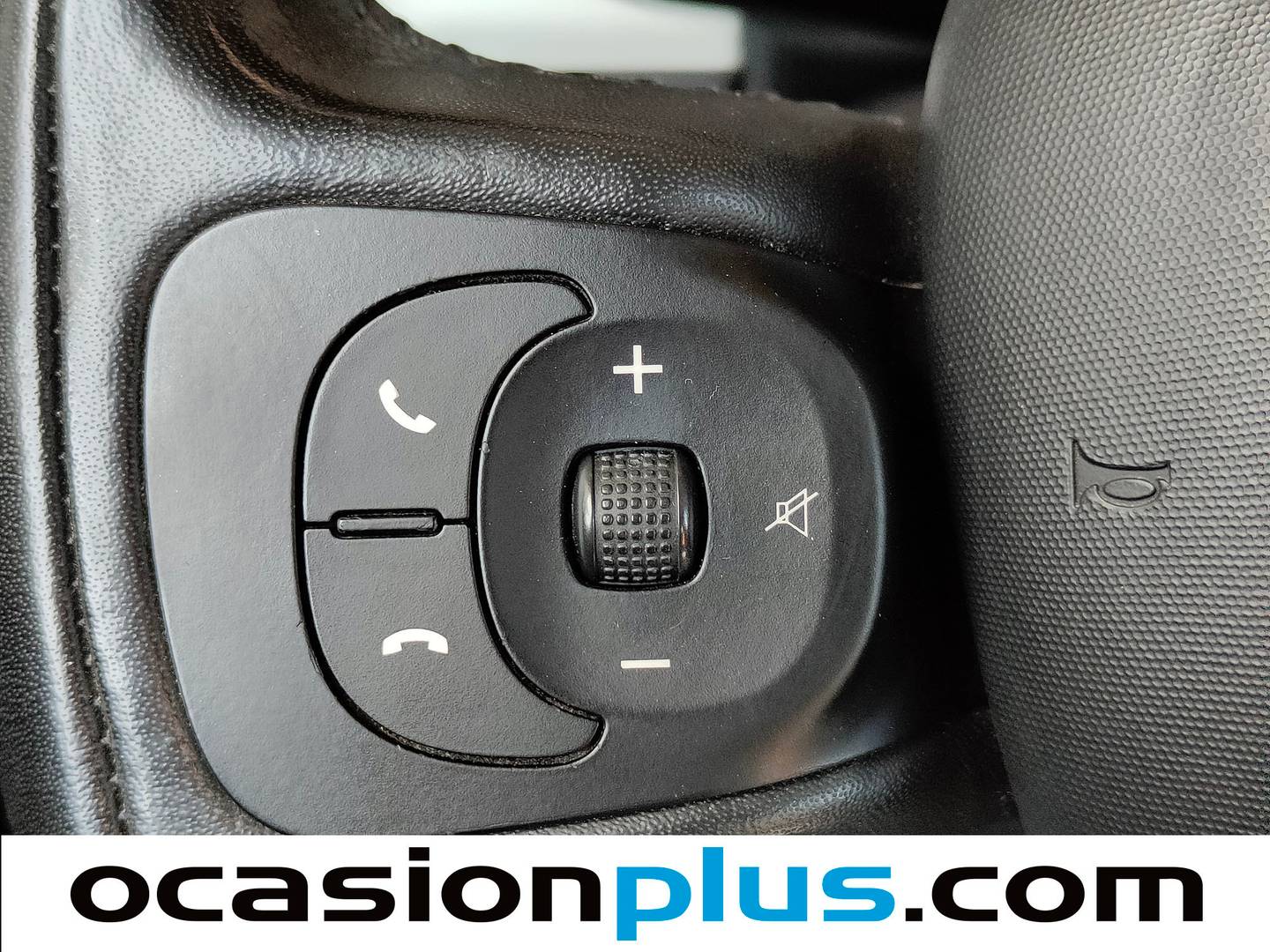 Equipamiento del Fiat 500L Fiat 500L 1.3 MultiJet II S&S Pop Star (95 CV)