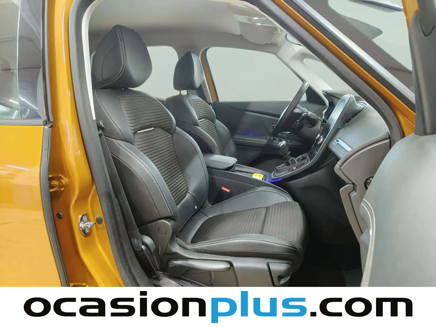 Foto Renault Scénic Renault Scenic Zen TCe (140 CV) GPF