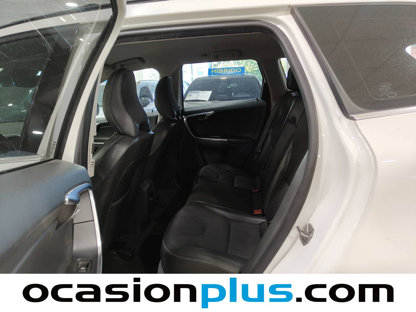 Foto asientos traseros Volvo XC60 Volvo XC60 D3 Momentum  (150 CV)