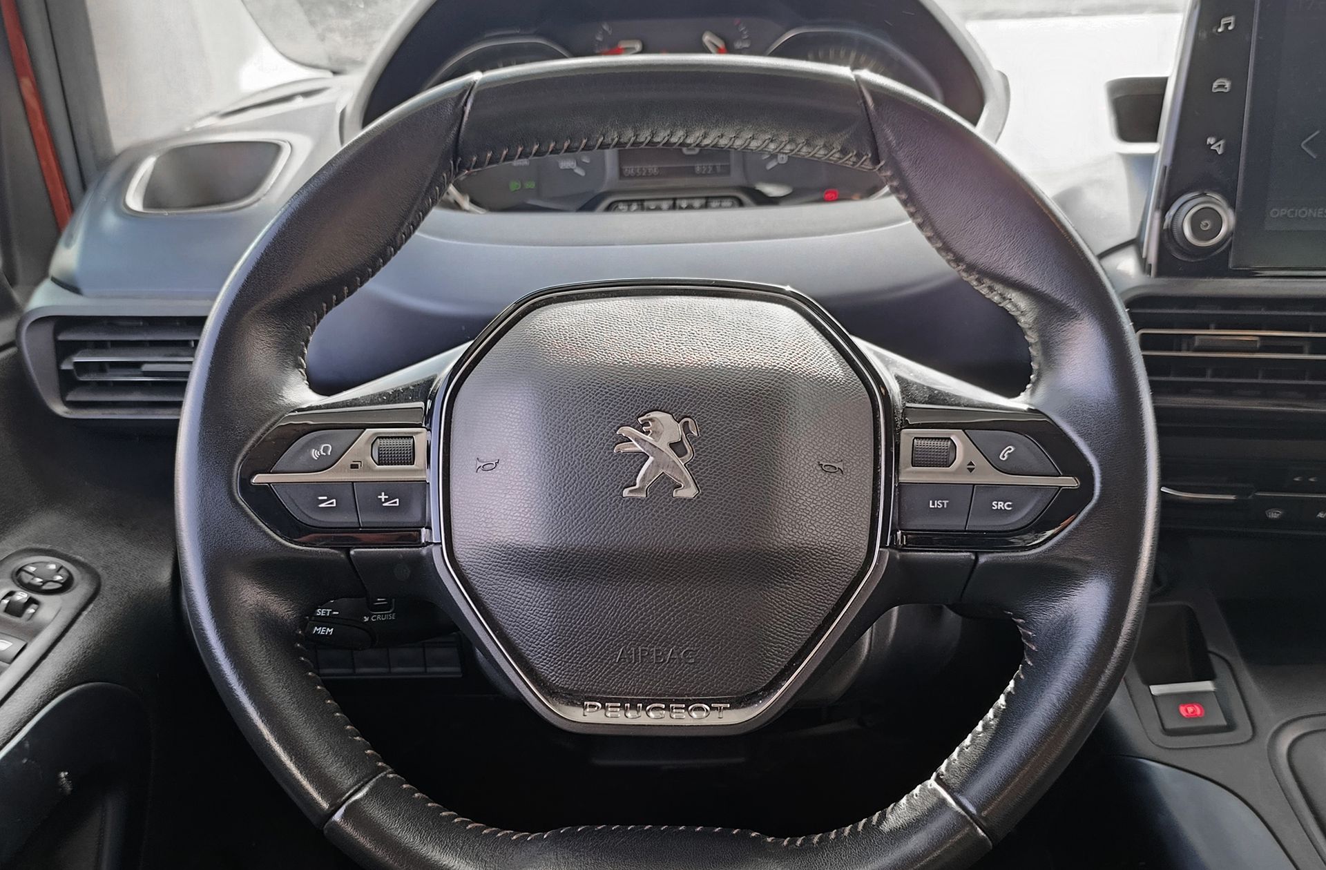Peugeot Rifter BlueHDi 130 Allure Standard - foto 25