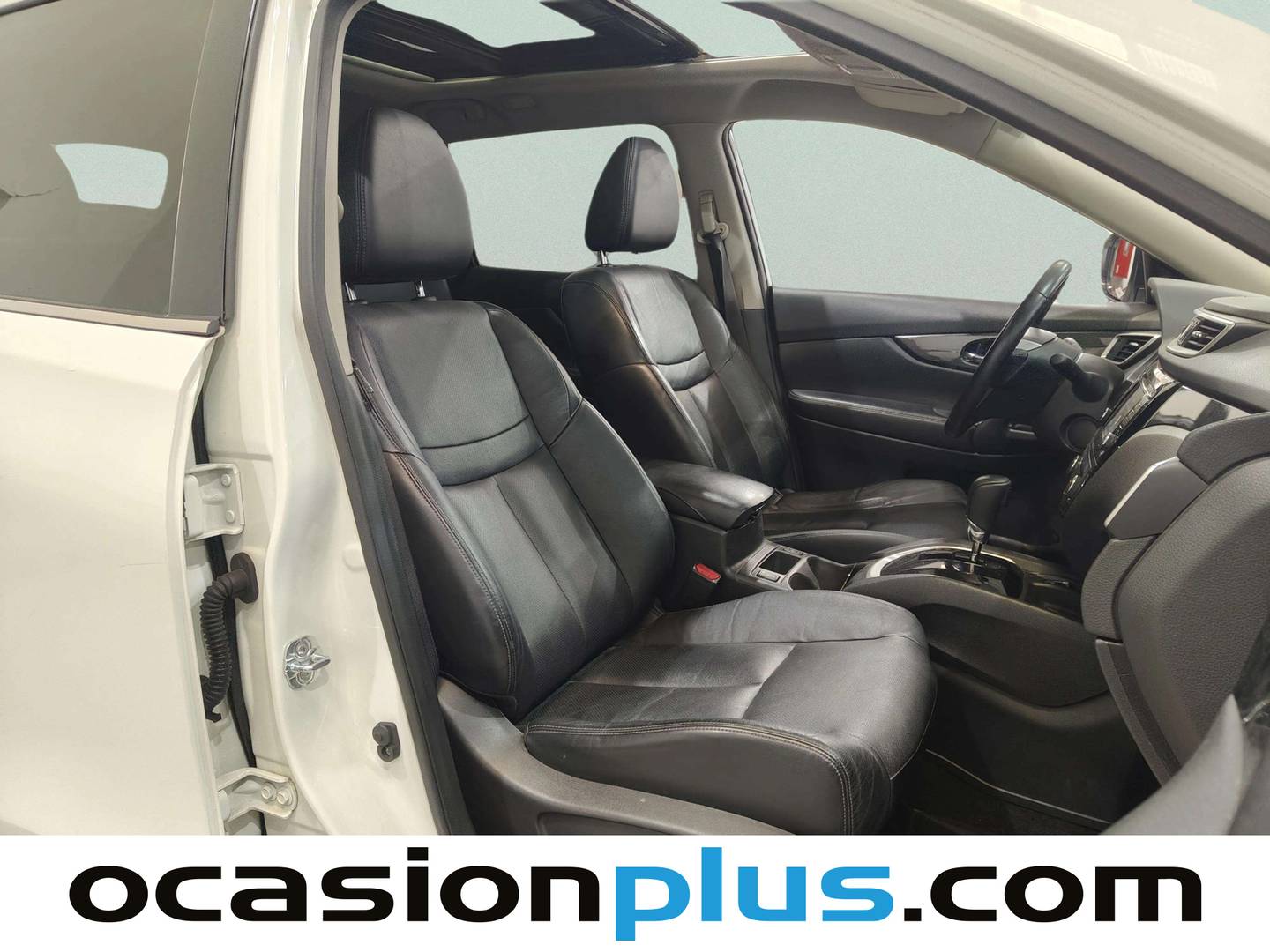 Foto Nissan X-TRAIL Nissan X-Trail dCi 130 Tekna 4x2 XTronic 96 kW (130 CV)