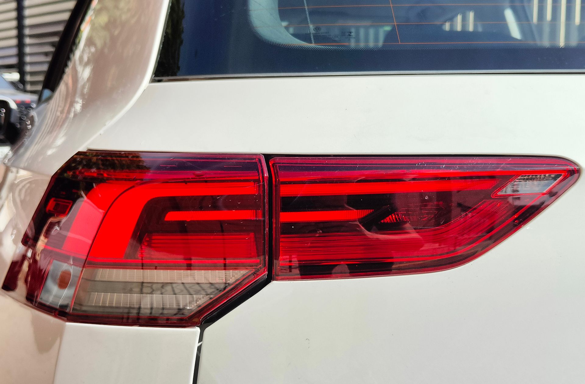 Volkswagen Golf 2.0 TDI - foto 13