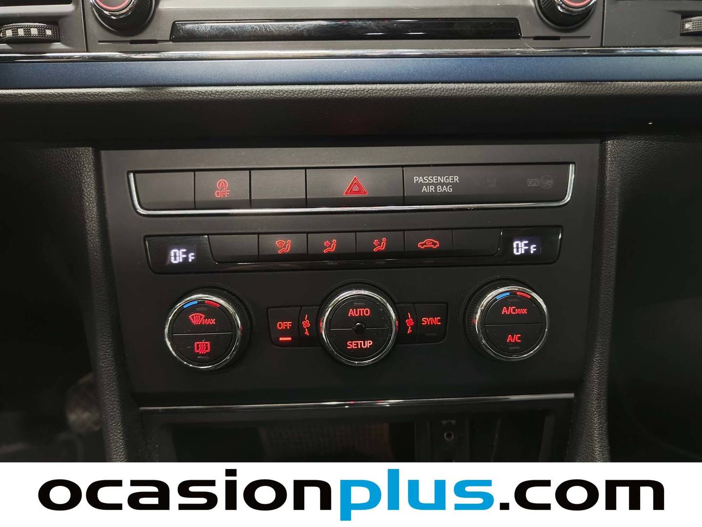 Seat León Seat León SC 1.6 TDI S&S Style Connect Blue (110 CV) al mejor precio