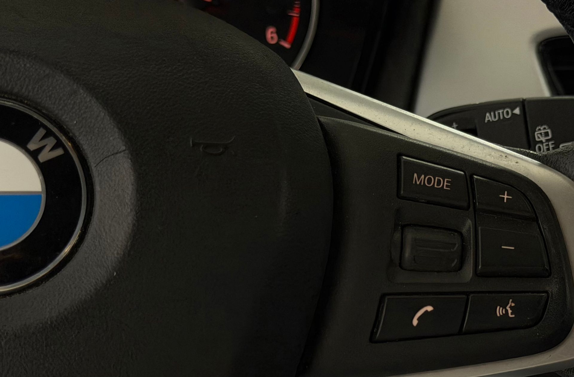 BMW X1 sDrive18d - foto 31