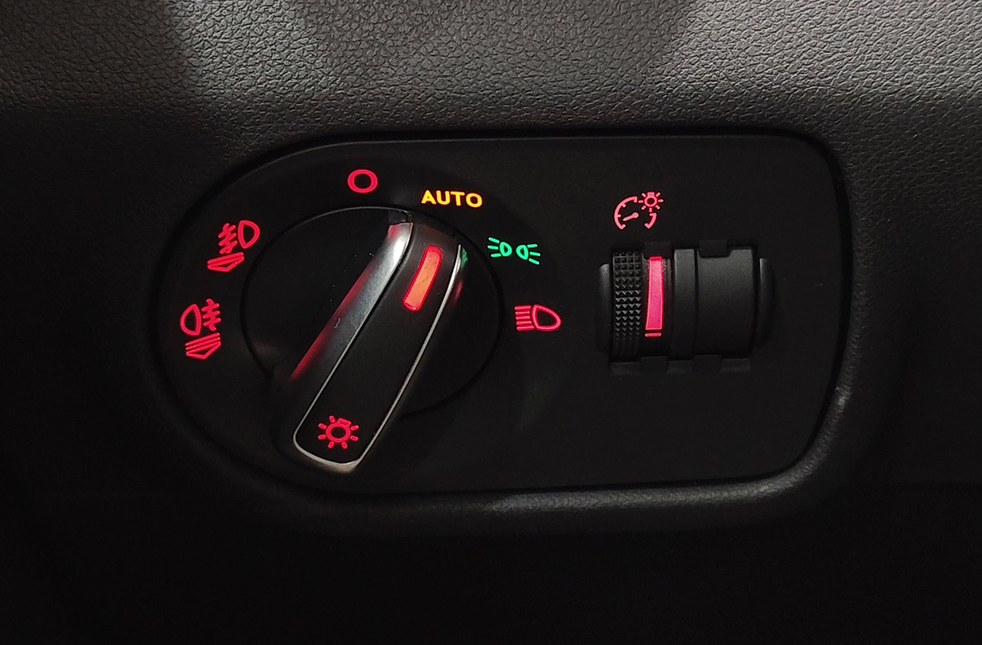 Audi A1 Sportback Attraction 1.0 TFSI - foto 25