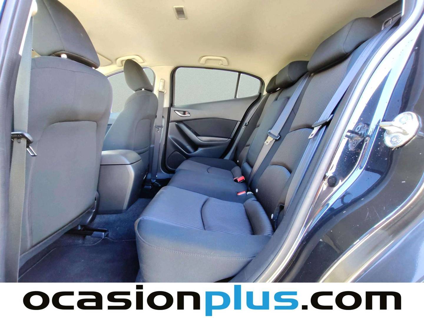 Foto asientos traseros Mazda Mazda3 Mazda Mazda 3 2.2 DE Luxury (150 CV)