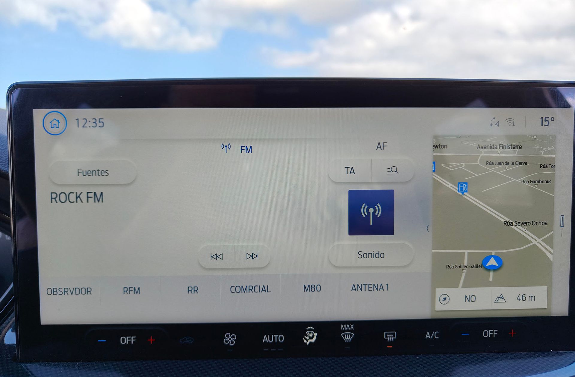 Ford Focus SportBreak 1.0 EcoBoost MHEV ST-Line - foto 40