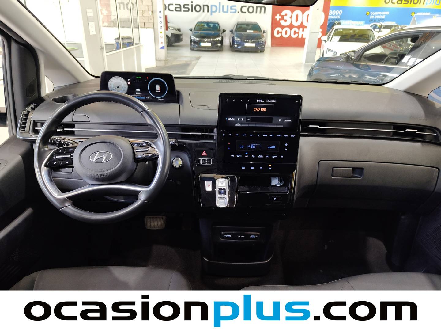 Foto Hyundai Staria Hyundai Staria 2.2 CRDI Maxx 9S (177 CV) 9 Plazas