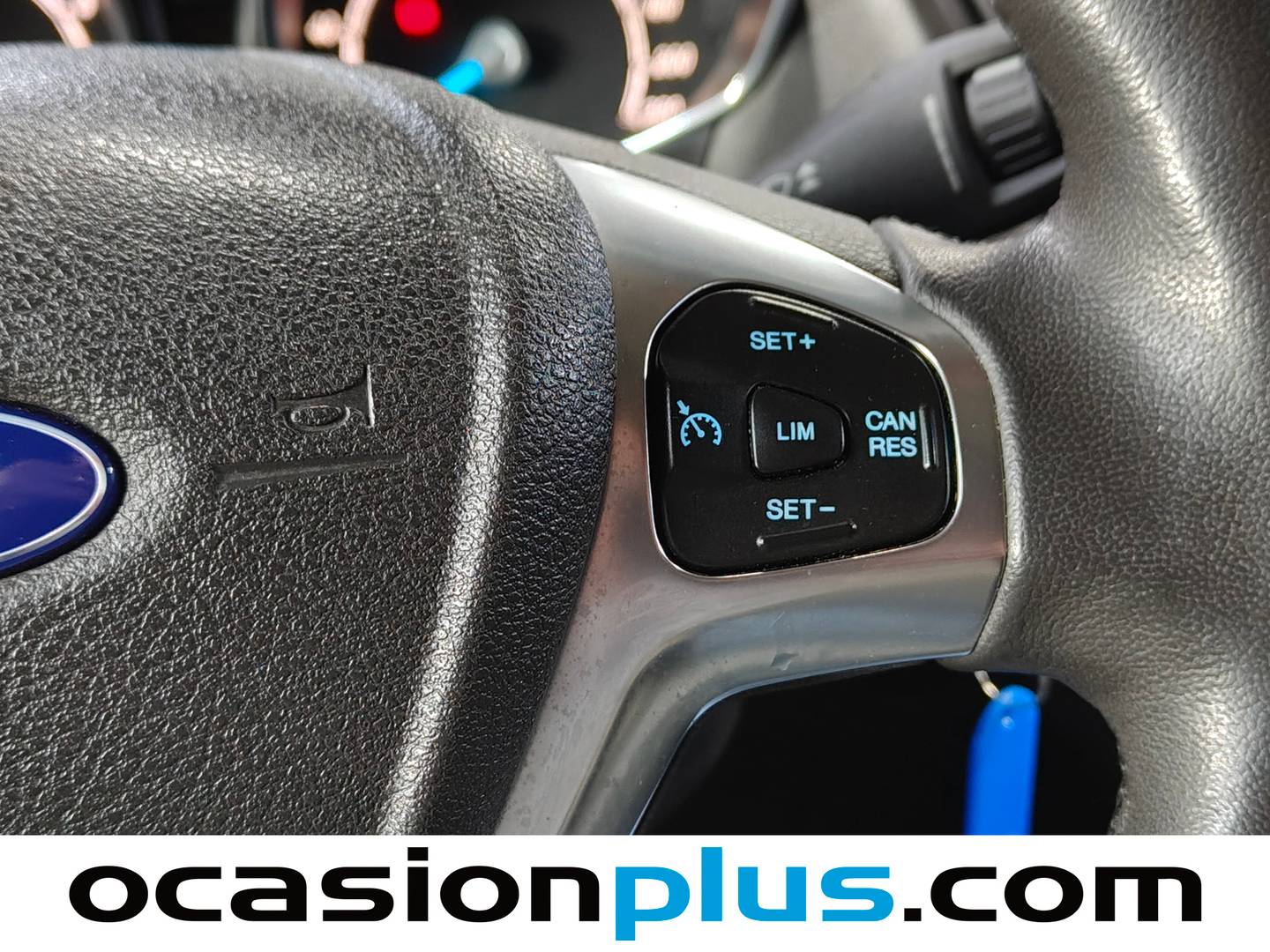 Acabados Ford Tourneo Courier Ford Tourneo Courier 1.0 EcoBoost Titanium (100 CV)