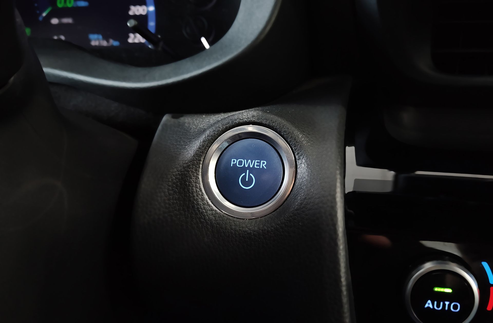 Toyota Yaris Cross 120H Active Tech - foto 32