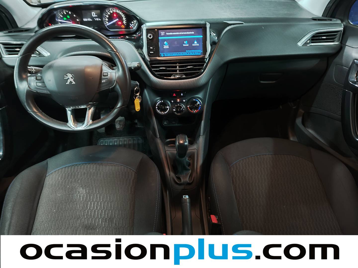 Peugeot 208 Peugeot 208 PureTech Signature (82 CV) de ocasión