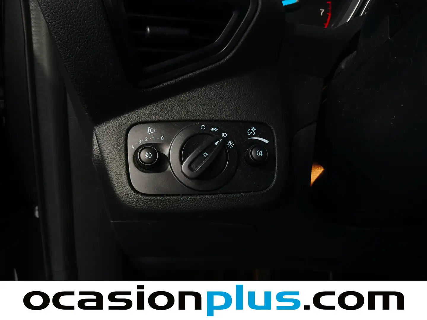 Foto Ford Kuga Ford Kuga 1.5 EcoBoost S&S Trend+ 4x2 (120 CV)