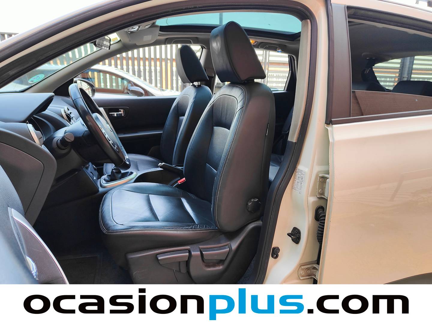 Foto asientos delanteros Nissan QASHQAI Nissan Qashqai TEKNA PREMIUM 4X2 17