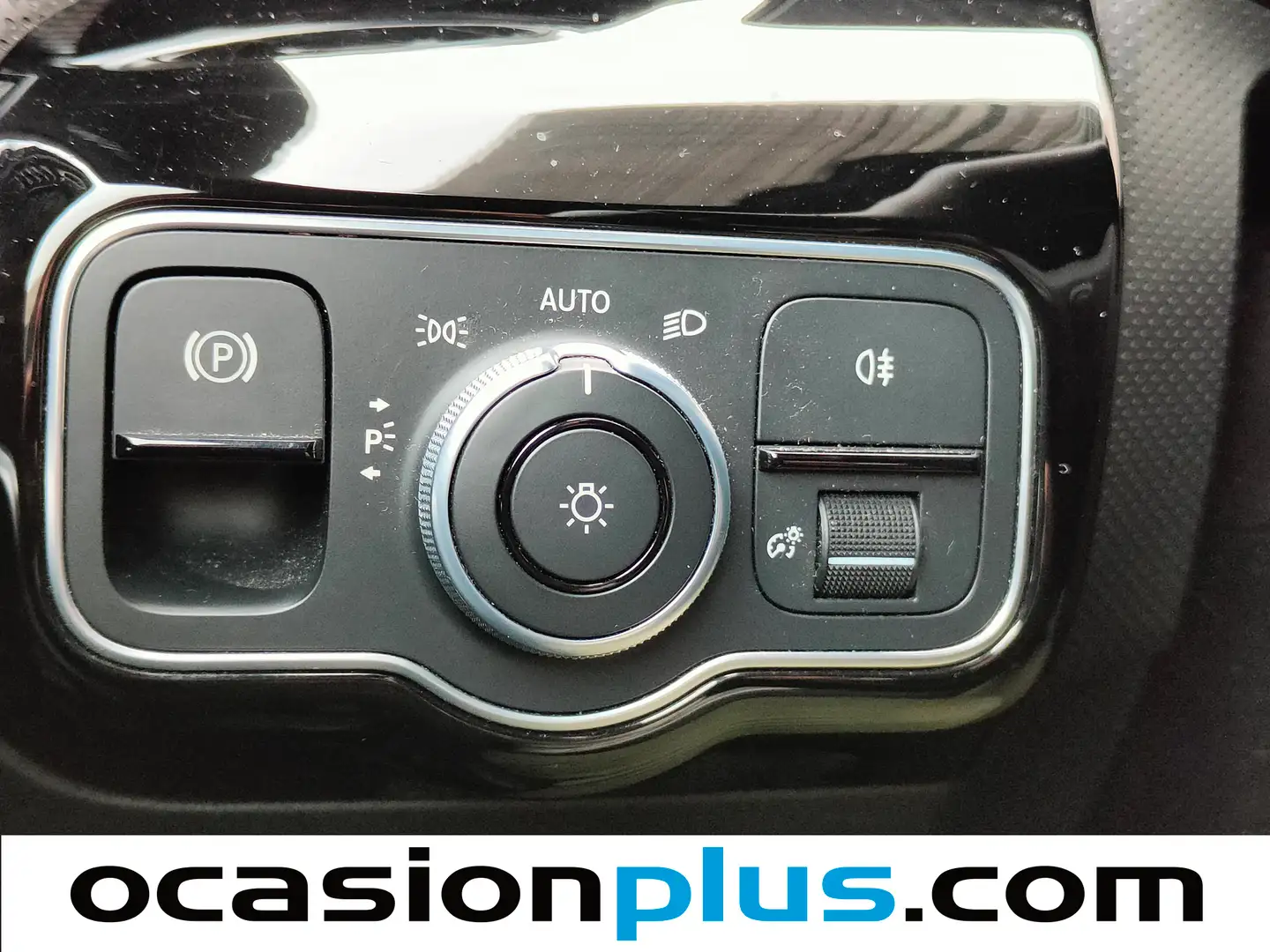 Foto Mercedes CLA Mercedes-Benz CLA CLA 200 d (150 CV) AMG Pack