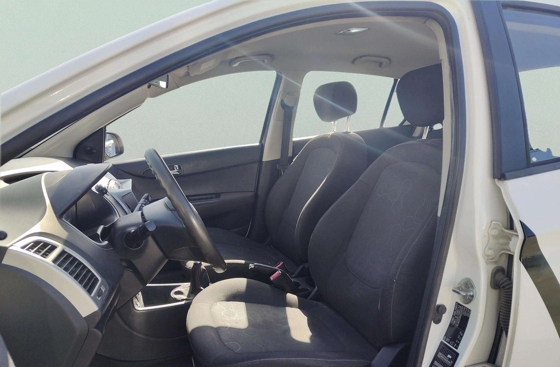 Hyundai i20 1.2 Classic AA Key - foto 8