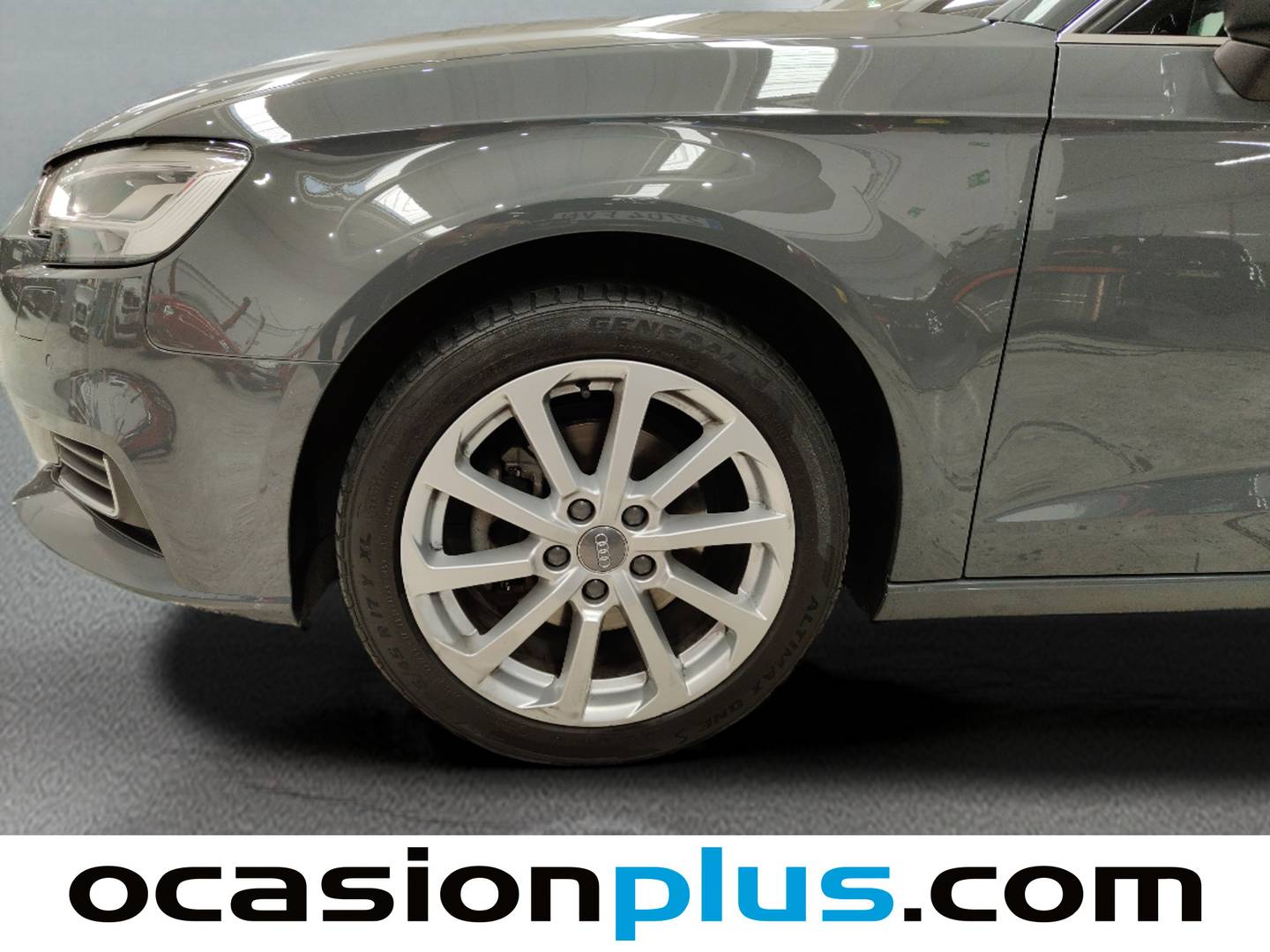 Audi A3 Audi A3 Sportback Design 30 g-tron (131 CV) S tronic automático