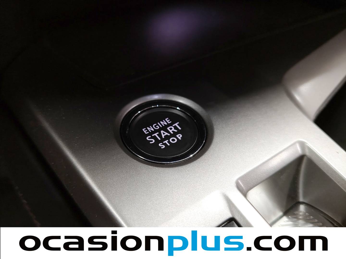 Foto Peugeot 408 Peugeot 408 Allure PHEV 180 e-EAT8 (181 CV)